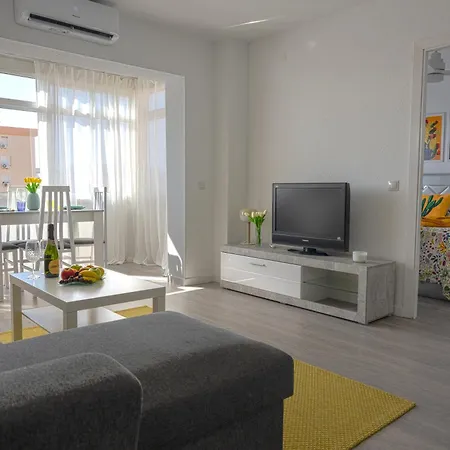 Centrico Y Luminoso Apartamento *