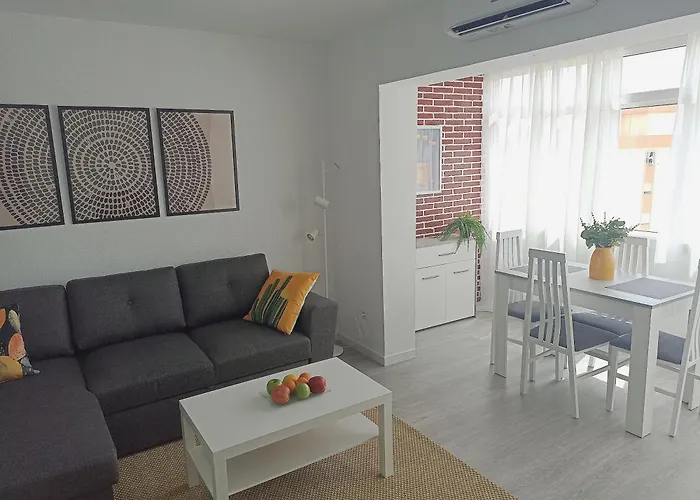 Centrico Y Luminoso Apartman