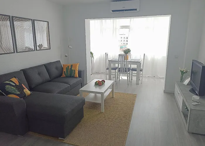 Centrico Y Luminoso Apartament